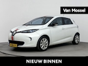 Renault Zoe - Q210 Zen Quickcharge 40 kWh Koopaccu 89PK | Navigatie | Clim