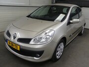 Renault Clio - 1.6-16V Dynamique - Automaat - Trekhaak