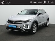 Volkswagen T-Roc - 1.5 TSI 150 pk DSG Style | Trekhaak | IQ Light | Stoelverwar