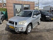 Toyota RAV4 - 2.0-16V VVT-i Sol*4X4