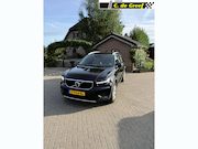 Volvo XC40 - 2.0 T4 Momentum