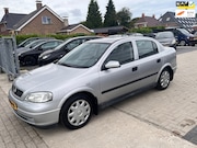 Opel Astra - 1.8-16V Club Automaat