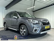 Subaru Forester - 2.0i e-BOXER First Edition Automaat | Trekhaak | Leder | Mem