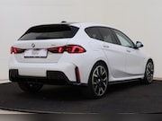 BMW 1-serie - 120 M Sport Automaat / Trekhaak / Sportstoelen / Achteruitri