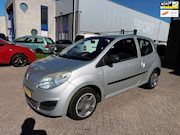 Renault Twingo - 1.2 Authentique Nieuwe Apk, Aflever Beurt en Airco