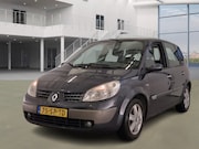 Renault Scénic - 2.0-16V Privilège Luxe
