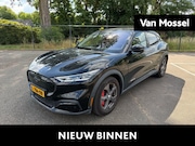 Ford Mustang - Extended RWD 98 kWh | Dealeronderhouden | Origineel NL | Pan