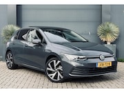 Volkswagen Golf - 1.0 TSI Life Pano/Navi