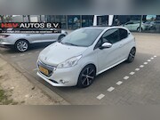 Peugeot 208 - 1.2 PureTech Allure navi pano LM