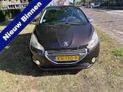 Peugeot 208 - 1.4 VTi Allure auto boekjes compleet zie foto’s