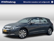 Volkswagen Golf - 1.4 eHybrid Style / Memory Seat / Travel Assist / Parkeersen