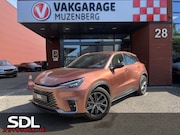 Lexus LBX - 1.5 Elegant 2WD // ADAPT. CRUISE // KEYLESS // LEDER // DODE
