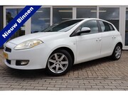 Fiat Bravo - 1.4 T-Jet Corporate, Airco, Climate, Cruise, Trekhaak, PDC A