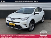 Toyota RAV4 - 2.5 Hybrid Style Trekhaak, navigatie, stoelverwarming, elekt