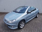 Peugeot 206 - CC 1.6-16V ( GEEN APK / ZO MEE! )