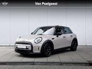 MINI Cooper - 5-Deurs 1.5 Camden Plus Edition 16 Inch / Comfort