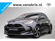 Toyota Yaris - 1.5 Hybrid 115 Dynamic Limited, Parkeersensoren, Stoelverwar
