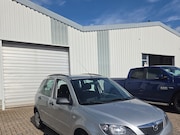 Mazda 2 - 1.4 Exclusive airco - elektrische ramen - steurwiel bedienin