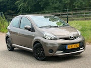 Toyota Aygo - 1.0 VVT-i Aspiration /Uniek/Carplay/Camera/Airco