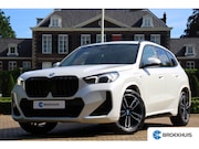 BMW X1 - 25 e xDrive M Sport | WEGKLAPBARE TREKHAAK | STOELVERWARMING