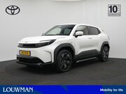 Toyota Urban Cruiser - Executive 61 kWh | Stuur en Stoelverwarming | Parkeersensore