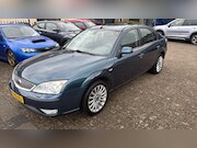 Ford Mondeo - 1.8-16V Platinum