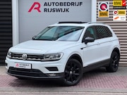 Volkswagen Tiguan - 1.4 TSI ACT Highline Pano/AppleCar/Virtual