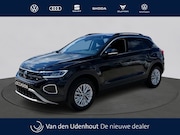Volkswagen T-Roc - 1.5 TSI Life Business 150pk | Navi | Climatronic | App Conne