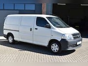 Toyota HiAce - 2.5 D-4D LWB Comfort