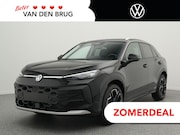 Volkswagen T-Roc - Style First Edition 1.5 eTSI 116 PK | Trekhaak | Panoramadak