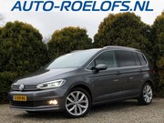 Volkswagen Touran - 1.5 TSI Highline Automaat * Pano.dak * Trekhaak