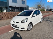 Toyota Aygo - 1.0-12V Comfort Navigator Navigatie Airco Toerenteller
