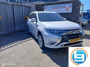 Mitsubishi Outlander - 2.4 PHEV Intense