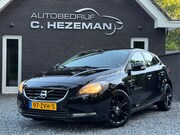 Volvo V40 - 1.6 T3 Black on Black Camera Navigatie Cruise Control Climat