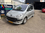 Peugeot 1007 - 1.4 Gentry