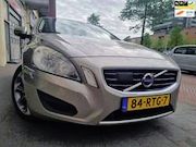 Volvo V60 - 1.6 T4 Kinetic Navi Airco ElecRam