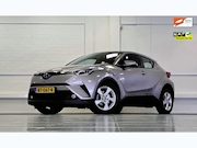Toyota C-HR - / C-HR+ 1.8 Hybrid Dynamic Trekhaak Allseason Camera Navi Mo