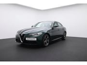 Alfa Romeo Giulia - 2.0 Super 200PK Leder l Carplay l Camera l Winterpakket | Me