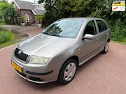 Skoda Fabia - 1.4-16V Spirit+ Airco / NAP / APK / Trekhaak / Cruise contr.