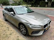 Volvo V60 - 2.0 T6 Twin Engine AWD Momentum Pro 340pk AWD Recharge / Tre