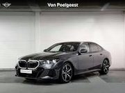 BMW 5-serie - 520 5 Serie Sedan 520i M-Sport Pro | Comfort Pack | Tr