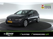 Volkswagen Golf - 1.5 TSI Life | TREKHAAK | CARPLAY | ADAP. CRUISE |