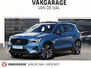 Volvo XC40 - 2.0 B4 AWD Ultimate Dark | Panoramadak | 360°-camera | Harma
