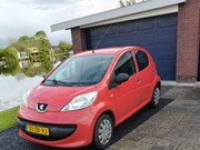 Peugeot 107 - 1.0-12V XR