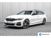 BMW 3-serie - Touring 320i High Executive Edition l M Styling l Leder Inte