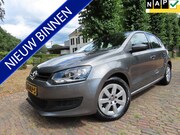 Volkswagen Polo - 1.2-12V Comfortline Airco Cruisecontrol Carplay 5 Drs LM Vel