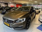 Volvo V60 Cross Country - 2.0 D4 Summum