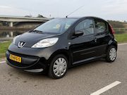 Peugeot 107 - 1.0-12V XS