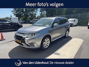 Mitsubishi Outlander - 2.4 PHEV Intense+ / Navigatie / Schuif/kanteldak / Camera / 