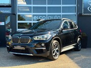 BMW X1 - SDrive18i High Executive/SportStoelen+LED+Trekhaak